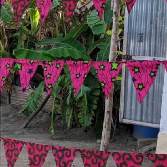 The Adepoma youth micro-project fundraiser. $25 / set or as to custom. - Picture 3 of 8